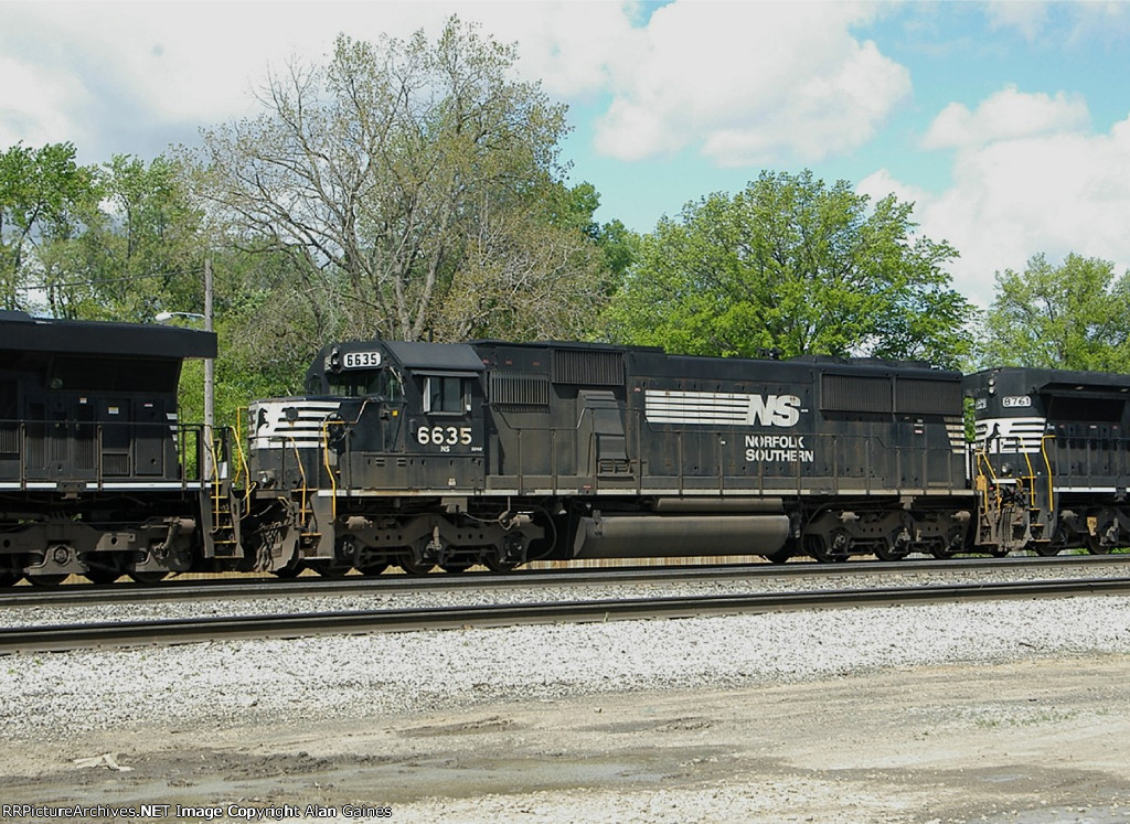 C R C36-7 6635